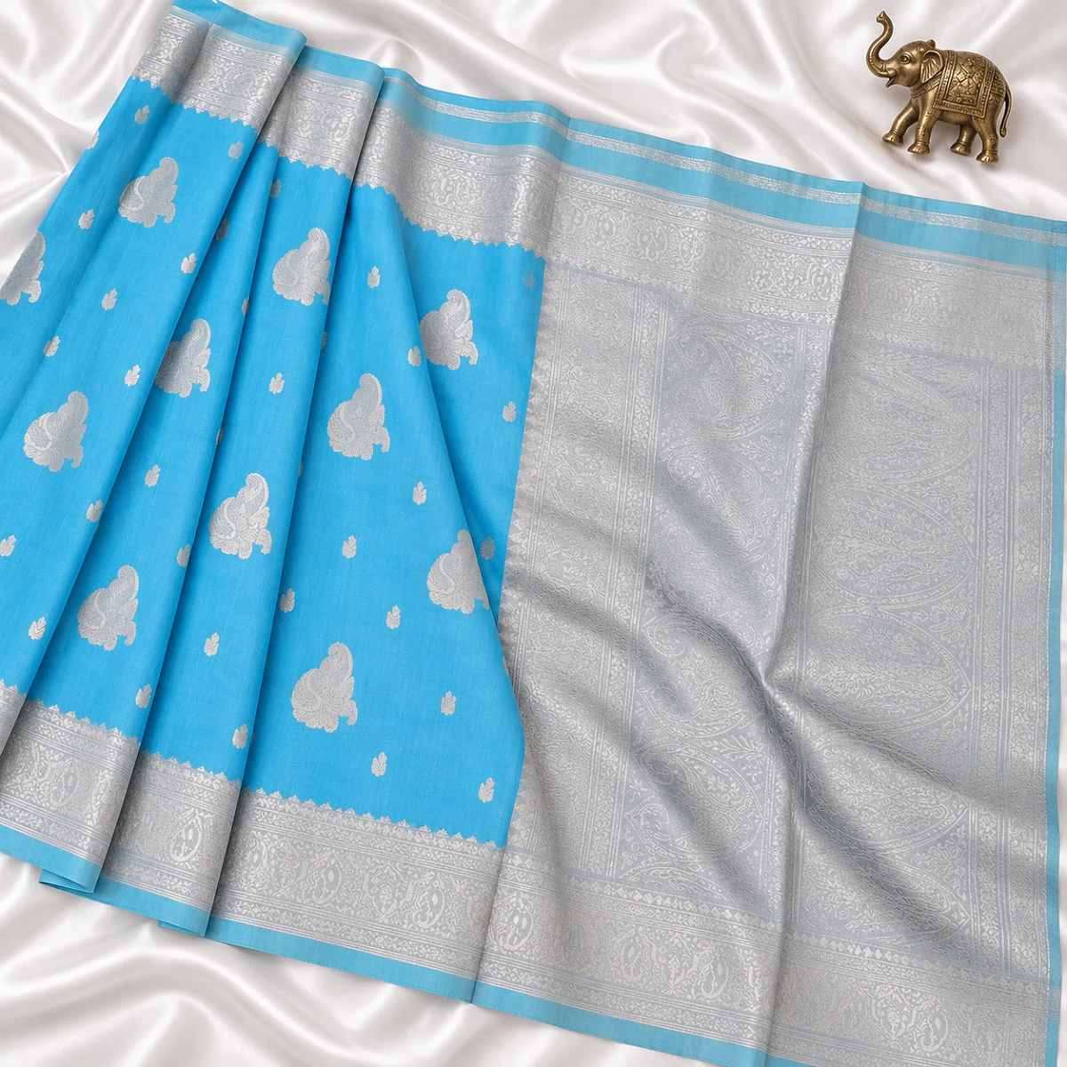 Sky-Blue Handloom Saree