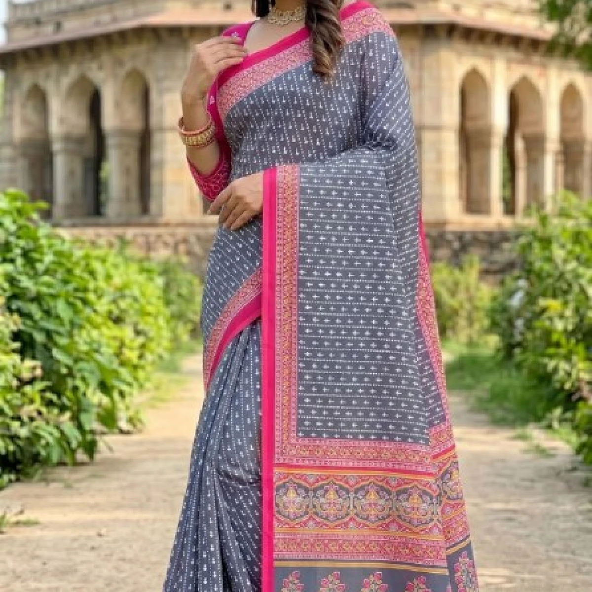 Preety Enterprise Beutiful Bagru Printed Sarees Primum Mulmul Cotton 1006